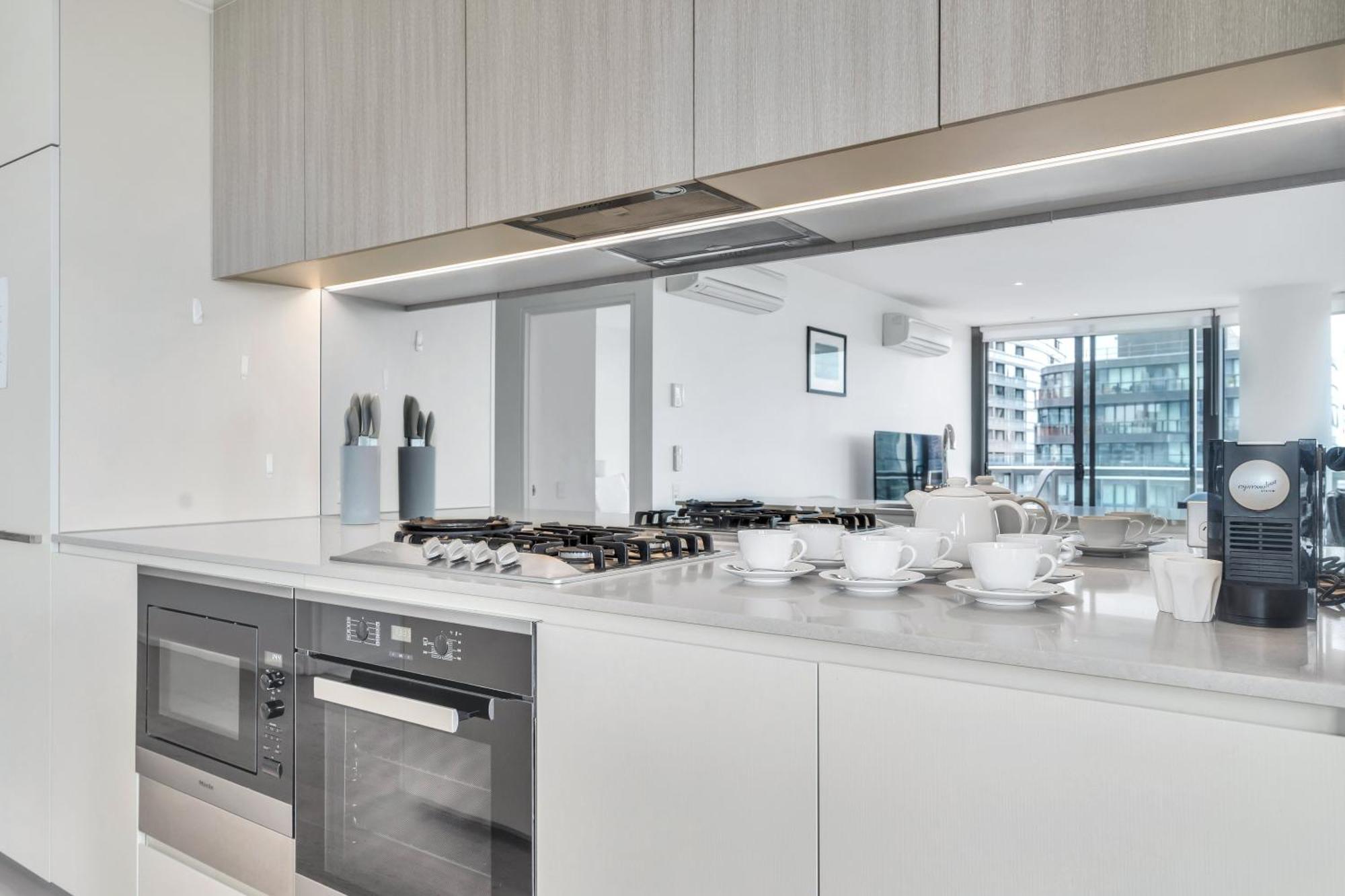 Melbourne Lifestyle Apartments - Best Views On Collins Exterior photo